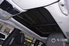 广汽菲克-大指挥官-2.0T 四驱智享版  ￥33.28