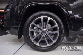 广汽菲克-大指挥官-2.0T 四驱智享版  ￥33.28