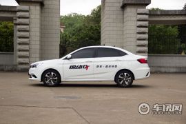 长安汽车-逸动DT-1.6L 手动尊享型