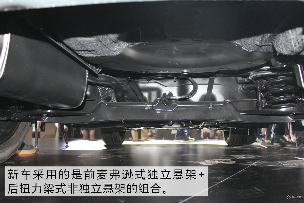 外观有特点/内部有内涵 东风启辰T60实拍