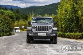 Jeep(进口)-牧马人-2.0T Sahara四门版