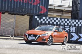 东风日产-天籁