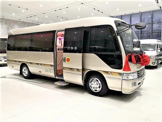歉田考斯特新款现车,歉田考斯特12座价格