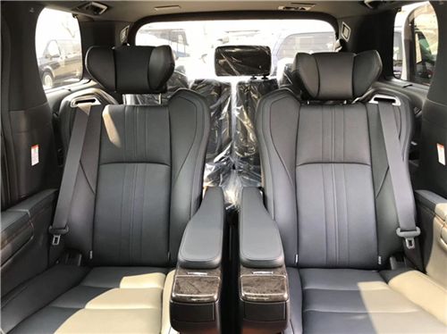 丰田埃尔法低配多少钱 颜色齐 百万神车MPV