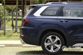 北京现代-全新胜达-TOP 4WD 8AT 旗舰（HTRAC）  ￥27.28