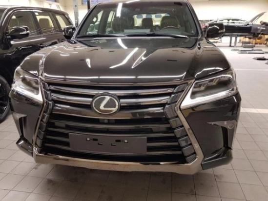 19款雷克萨斯LX450 柴油版 第一台已交车