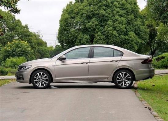 大众宝来价格优惠 news_default_FA87374FDFCD827DD02F2FF7B1116C47.jpg