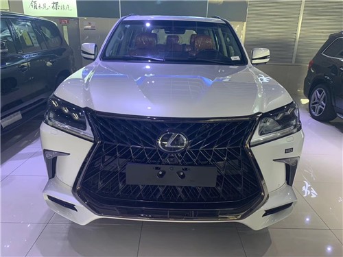19款雷克萨斯LX570限量S黑曜版 低价热卖中
