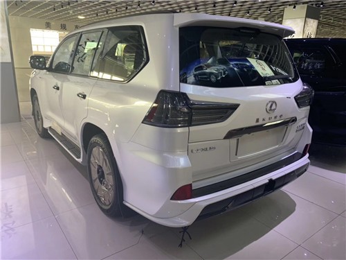 19款雷克萨斯LX570限量S黑曜版 低价热卖中