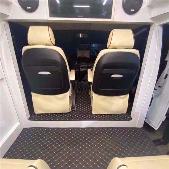 福特全顺商旅房车内饰改装  福特全顺航空