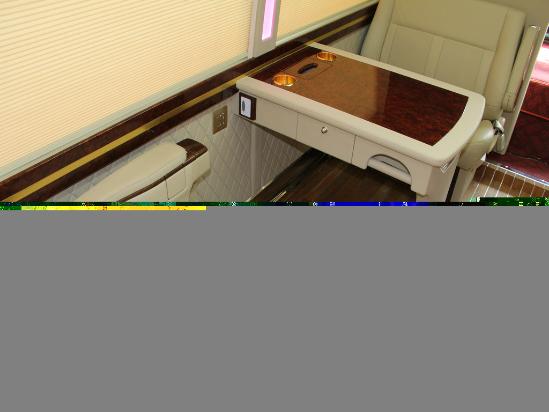19款酷路泽5700本家港口酷路泽促......