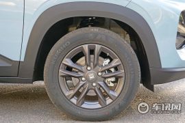 宝骏-宝骏RS-3-1.5L CVT  24小时在线豪华型  ￥8.98