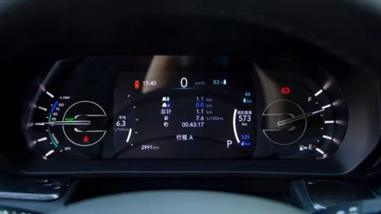谁都有第一次“触电”的时候,试驾全新 Jeep指挥官PHEV