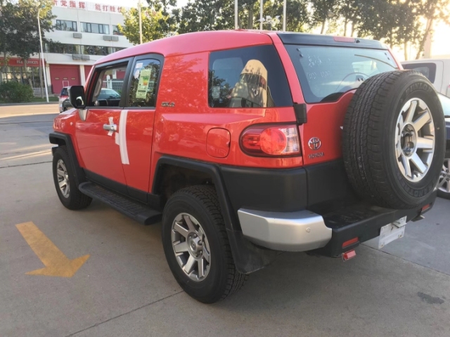 19款进口丰田酷路泽FJ大批量现车降价中