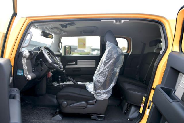 19款进口丰田酷路泽FJ大批量现车降价中