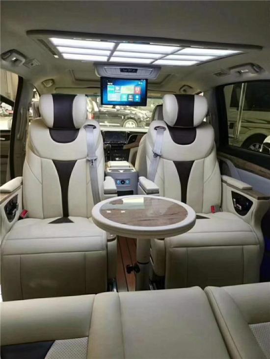 别克GL8八件套内饰 新别克GL8改装　　　