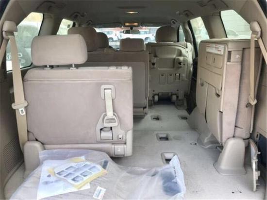 19款丰田酷路泽4000港口特价销售60万..