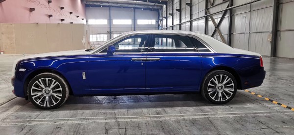 2020款劳斯莱斯古斯特现车 配色美到极致