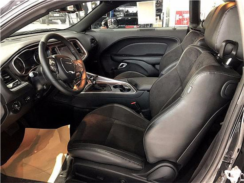 道奇挑战者 炫酷地狱猫降价酬宾 任你纵横