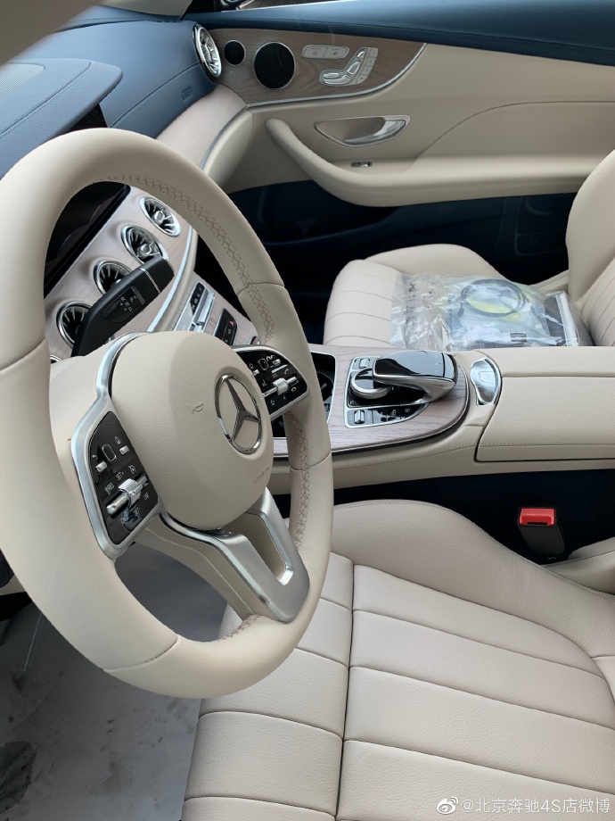 世界上最好的敞篷车2020款奔驰E260E300