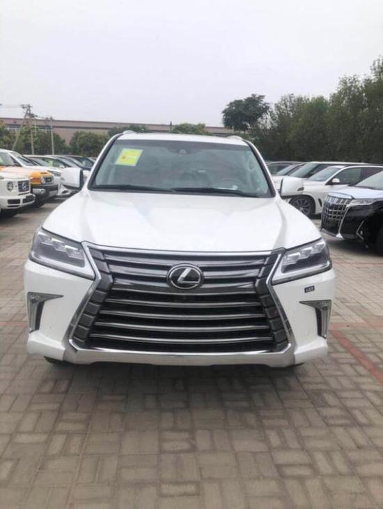 2019款雷克萨斯LX570报价 凸显越野个性