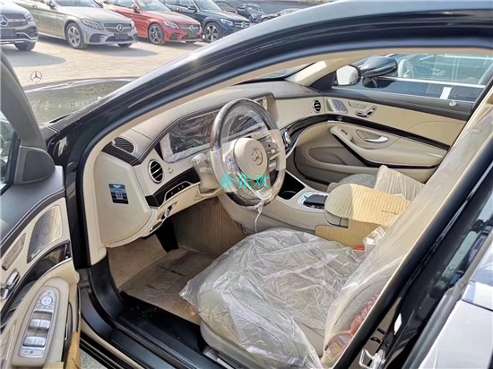 奔驰迈巴赫S450 十一月那里有卖四座版的现车？