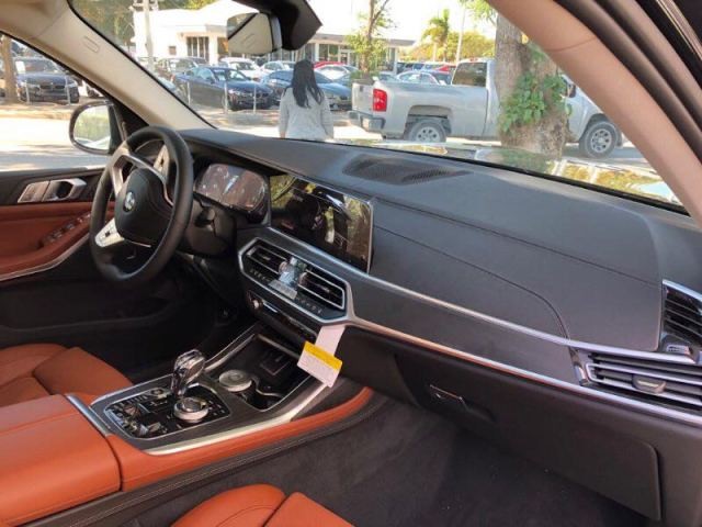 平行进口宝马X7报价最豪华七座SUV商务车