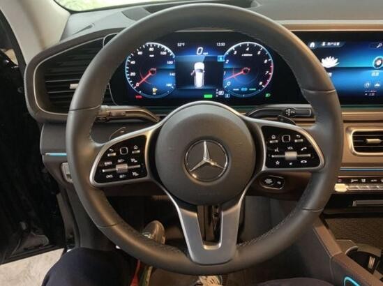 20款奔驰GLS450报价90万起 现车手续齐全