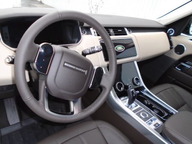 2020款路虎揽胜运动柴油版续航时间高升