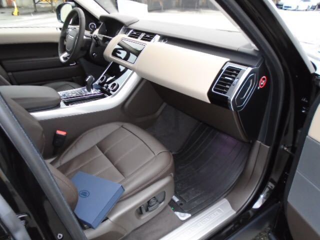 2020款路虎揽胜运动柴油版续航时间高升