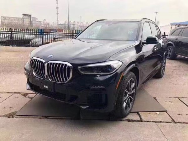 2019款宝马x5大豪华包现车报价奢华suv