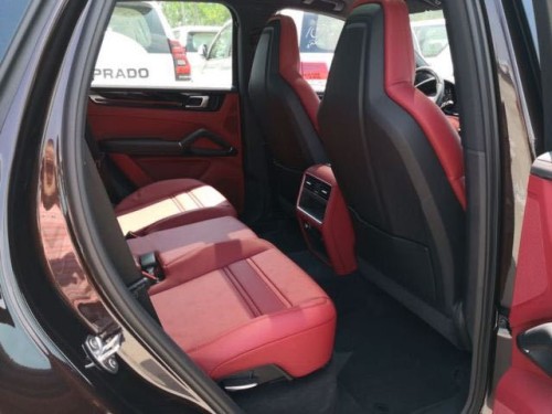 2019款保时捷卡宴S桃红木现车特惠赠送豪礼