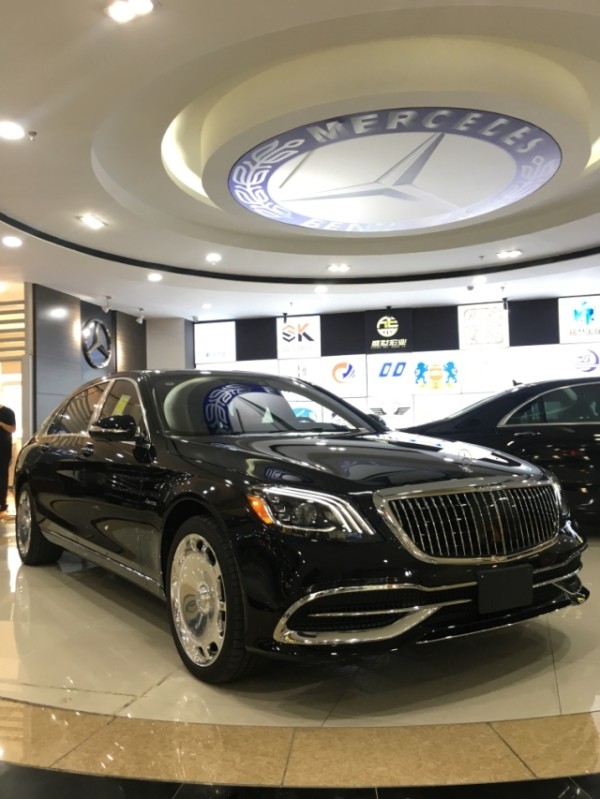 2019款迈巴赫S560全新配置无比优雅尊贵
