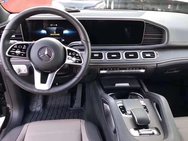 2020跨奔驰GLE350价格 时尚硬气奢华SUV