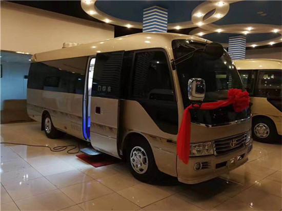 丰田柯斯达12座超豪华型（丰田考斯特）