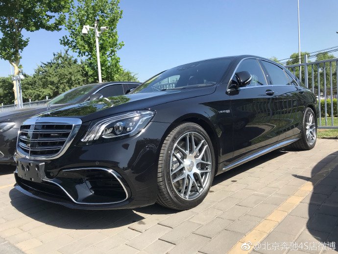 2020款奔驰S65 S63AMG 引领未来科技   