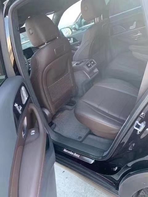 20款奔驰GLS450报价 美规黑咖黑色鹿皮顶