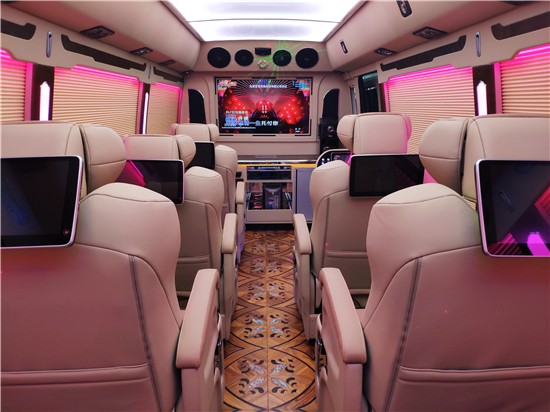 丰田考斯特咨询电话：18500445444 李经理