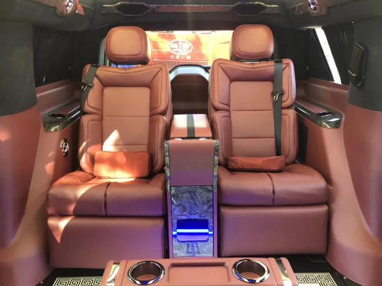 林肯领袖一号商务车无时无刻体现浪漫   