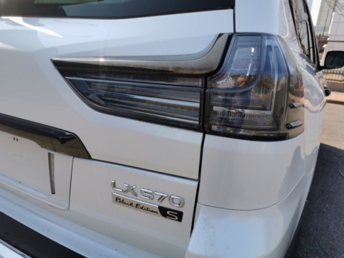 20款雷克萨斯LX570巅峰限量版价格豪华越野