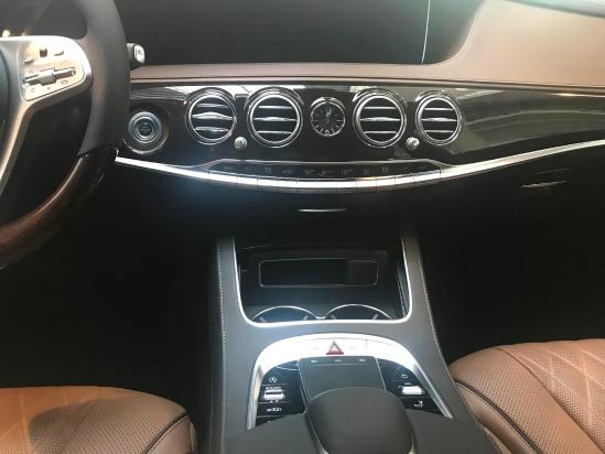 2020款奔驰迈巴赫s680双色典范独具匠心