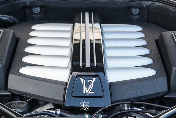 20款劳斯莱斯曜影出色动力性能价格直降