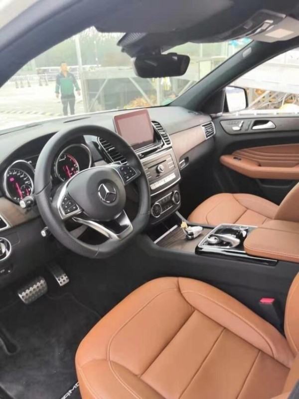 2020款奔驰GLS450加版美规五一特卖    