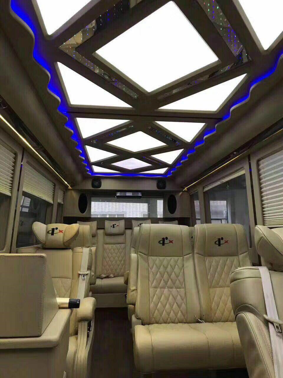 大巴车改内饰 考斯特改内饰坐椅报价及案例