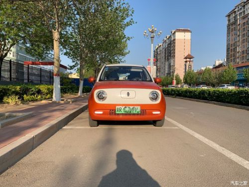 ռ ѡСŮ滹ŷR1Ů