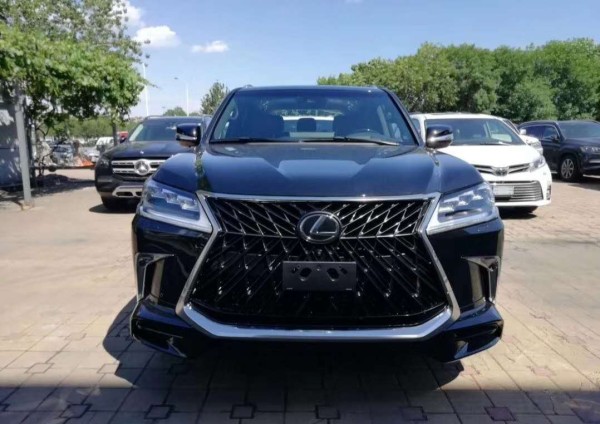2020款雷克萨斯LX570天窗LED现车配置全