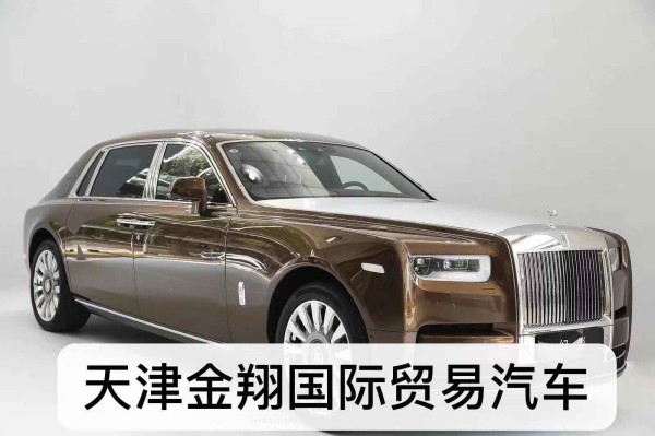 2020款劳斯莱斯库里南 小金人标志的装饰