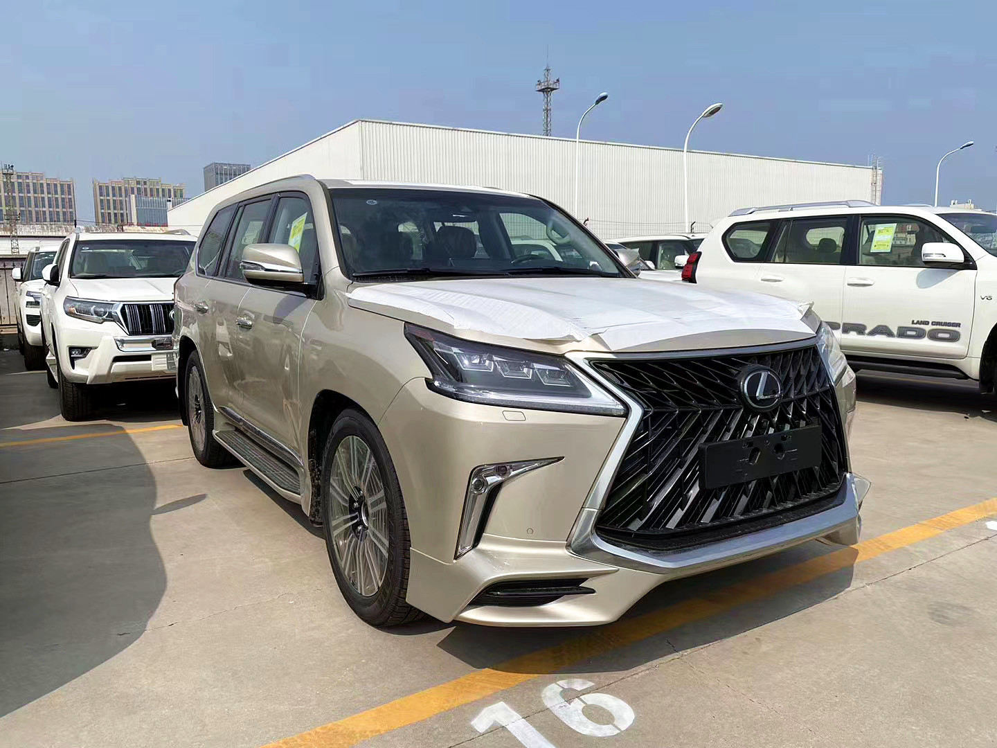 20款雷克萨斯LX570现车促销配置详解   