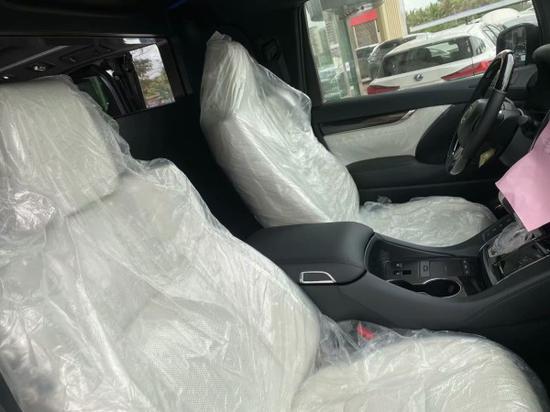 20款雷克萨斯LM300高端豪华MPV参数售价解