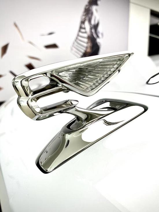 20款宾利飞驰月底走量销售 现车底价首发